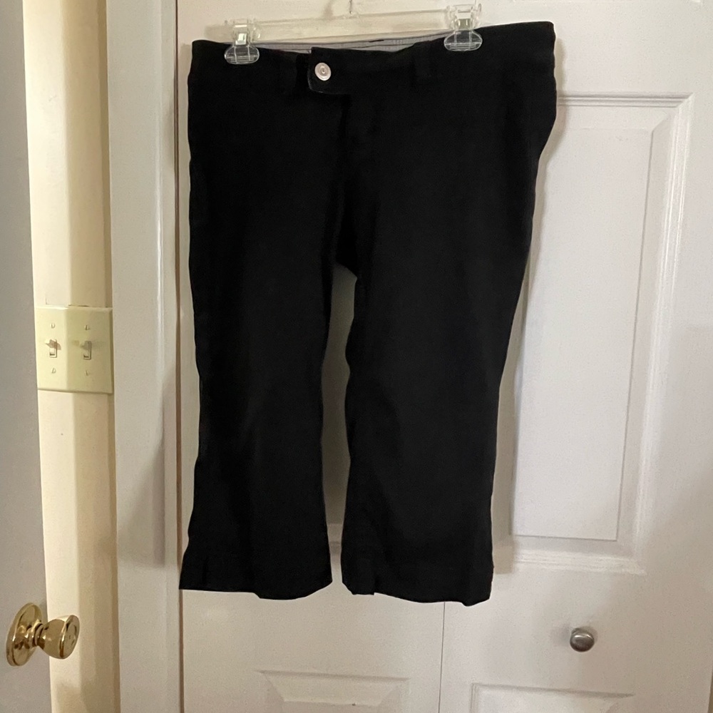 UNIONBAY Black Capris for Women